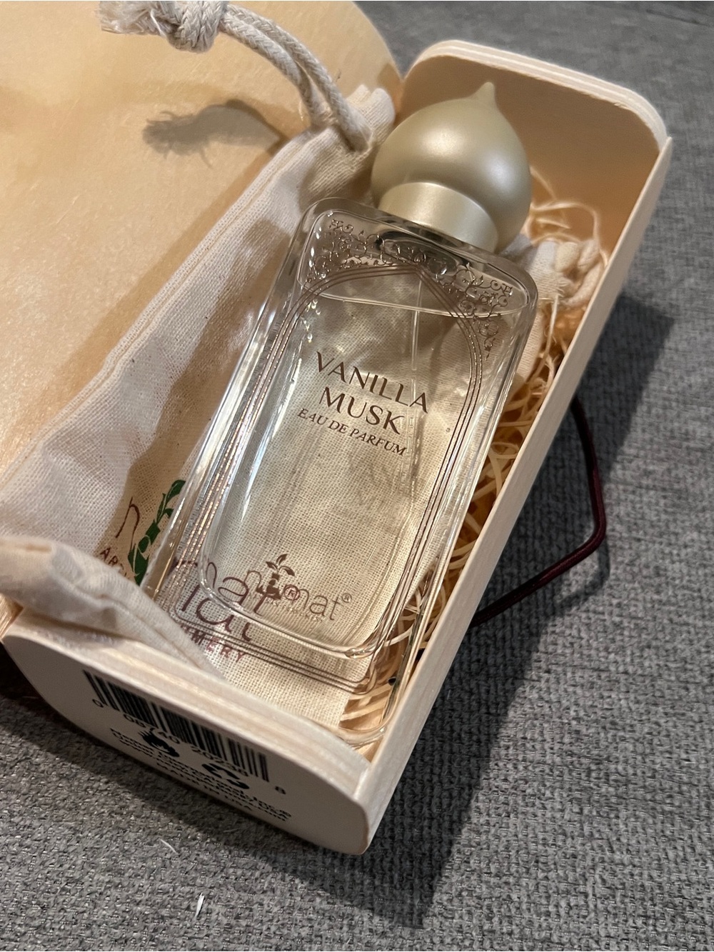 Nemat Vanilla Musk Eau de Parfum - Picture 5 of 5